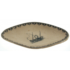 Vaisselle de poupée. 