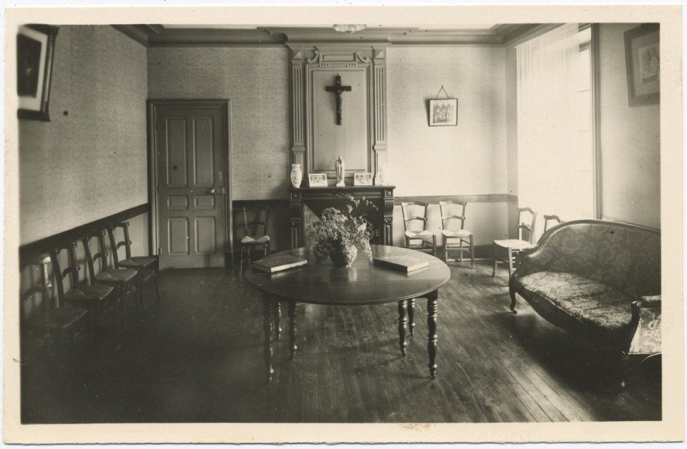 Institution St-Julien - Landerneau - Un des Parloirs.