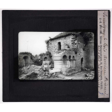 Le Morvan avallonnais. Sauvigny-le-Bois. Ancien Prieuré. Arcades romaines.