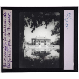 Roumanie. Le château de Mogosaïa, près de Bucarest.