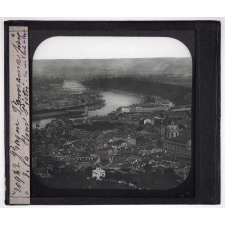 Bohème, Styrie, Gratz. Prague. Panorama. Vue vers l'aval du fleuve. 