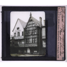 Architecture gothique II. - Constructions militaires, publiques et civiles. Reims. Vieilles maisons de la place des marchés.