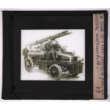 L'Eau à la ville et à la campagne. La lutte de l'eau contre le feu. La voiture automobile.