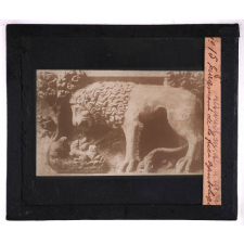 La Cathédrale de Strasbourg. Fragment de la frise symbolique.