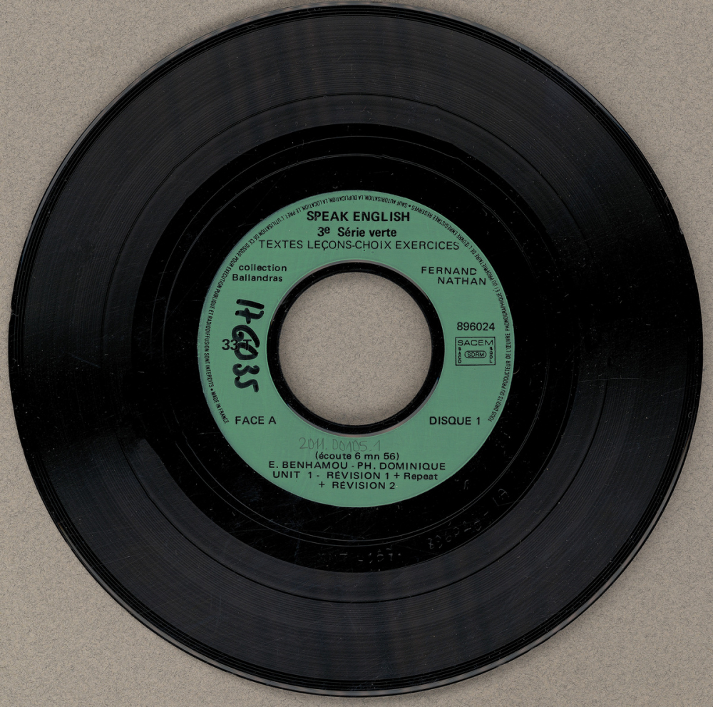 Speak English 3e. Série verte : textes leçons-choix exercices. Disque 1 : Unit 1 - Révision 1 + Repeat + révision 2 + Repeat + Révision 3 + Repeat