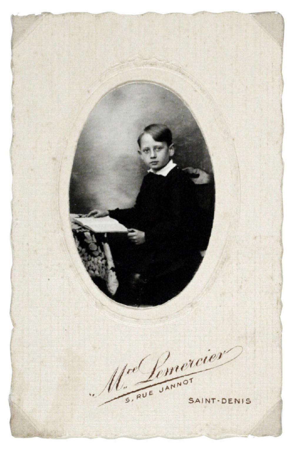 Portraits d'un garçon. 