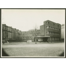Bâtiment. 