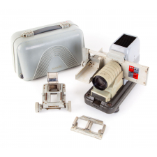 Projecteur de diapositives et films fixes Malik avec élément.