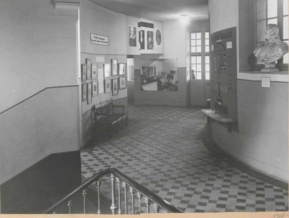 Album de photographies. Musée Pédagogique 1939-1940.