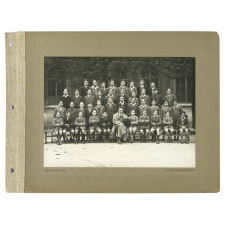 Ecole Lavoisier ,1ère A avec le professeur de dessin.