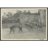 Nîmes, école de plein air : Gymnastique surveillée, cure de soleil, vue des classes, machines à ramer et spirométrie