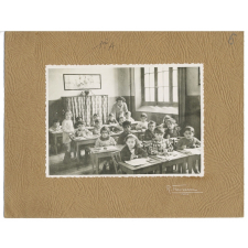 Ecole maternelle, groupe Pasteur à Clichy.