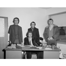 C.E.S. Alexis Carrel, Rouen : photographie de membres du personnel du collège