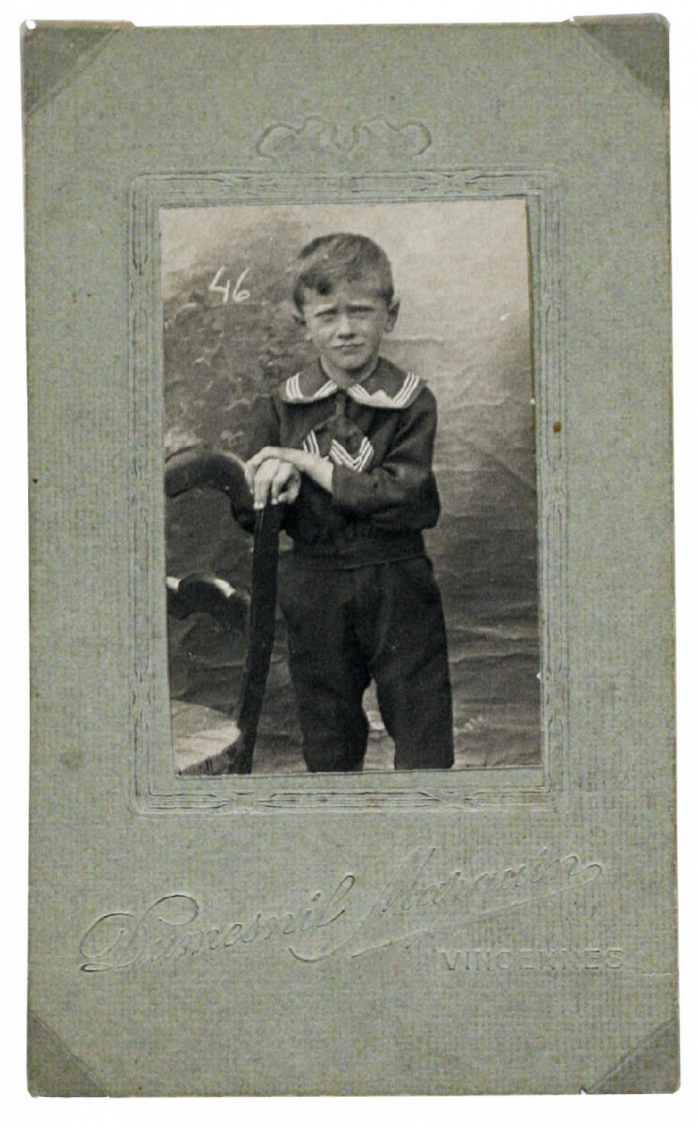 Portraits d'un garçon. 