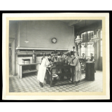 Université de Paris, Faculté des Sciences, Laboratoires de physiologie générale et d'évolution des êtres organisés, salles des travaux pratiques. 