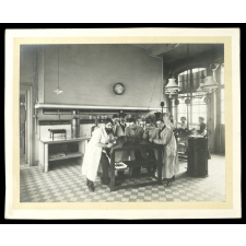 Université de Paris, Faculté des Sciences, Laboratoires de physiologie générale et d'évolution des êtres organisés, salles des travaux pratiques.