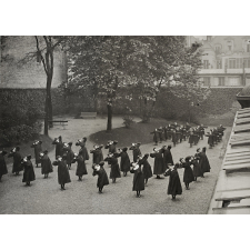 Lycée Victor Hugo. Leçons de gymnastique.
