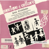 Jeux d'enfants. .