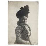 Portraits et double portrait de femmes, carte de voeux. 