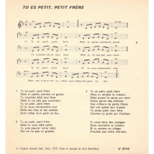 Tu es petit, petit frère. .