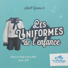 Les uniformes de l'enfance