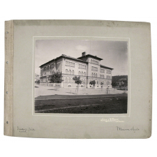 Maison d'école primaire, Sundsval, Suède.