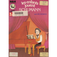 Les enfants jouent Schumann. .