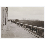 Lycée de Tournon. Terrasse de l'infirmerie et infirmerie vue du parc.