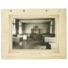 Lycée Lakanal, un dortoir de l'infirmerie, un dortoir et le Grand Parloir.