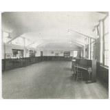 Henwick Road School. Boys' Hall et Cookery Centre.