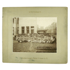 Openbare Lagere School 2° klasse Lr U, Amsterdam.