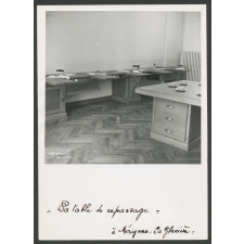La table de repassage, le coin de la lessive et la table de coupe à Mérignac la Glacière.