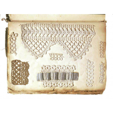 Cahier de dentelles au crochet. 