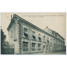 12 - Ecole Primaire Supérieure de Jeunes Filles d'Angers. Vue extérieure de l'Ecole.