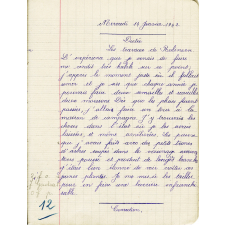 Cahier de dictées et grammaire.
