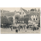 82 - Nogent-le-Rotrou - Le Collège.