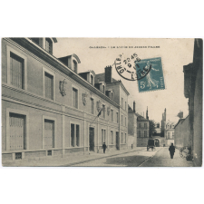 Orléans - Le Lycée de jeunes Filles.
