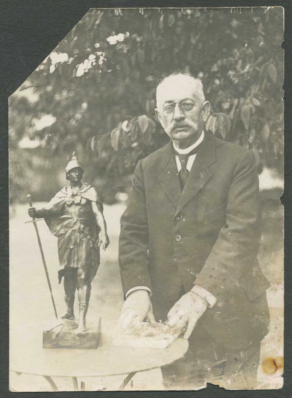 Monsieur Lestang, directeur de l'Ecole Normale d'Instituteurs de Rouen.