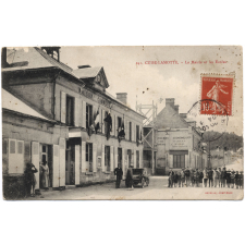 241 - Cuise-Lamotte - La Mairie et les Ecoles.