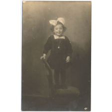 Portrait de fillette.