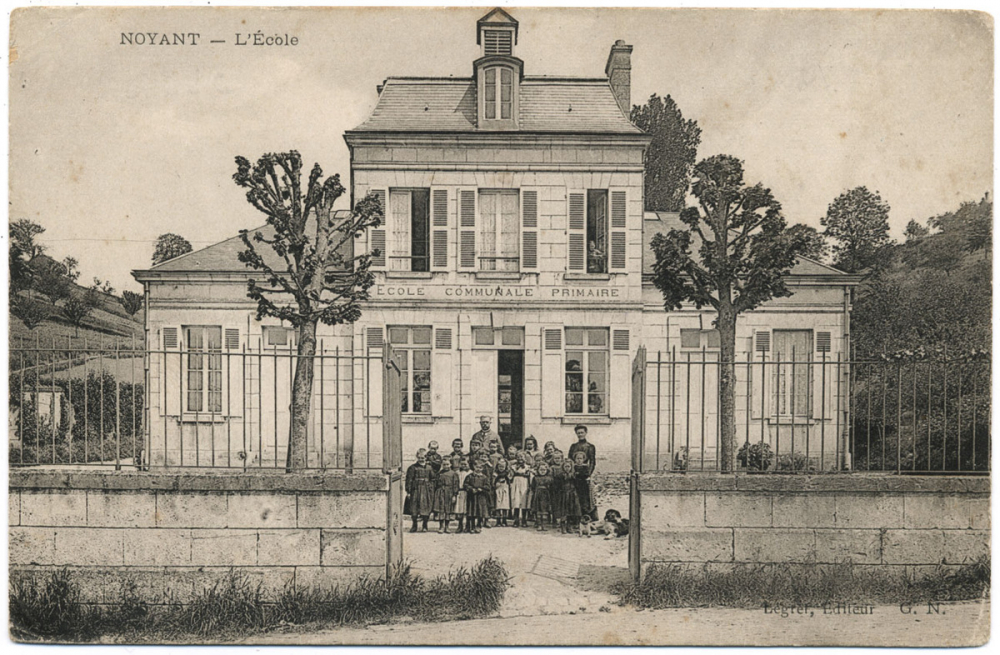 Noyant - L'Ecole