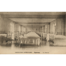 Institution Notre-Dame - Epernay - Un Dortoir.