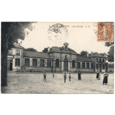 9 - Pierrefitte - Les Ecoles.
