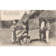 219 - Afrique Occidentale - École des Enfants de Troupe des Tirailleurs indigènes.