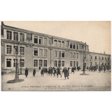 10 - Ecole Primaire Supérieure de Jeunes Filles d'Angers. La Leçon de Gymnastique.
