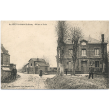 La Neuve-Grange (Eure) - Mairie et Ecole.