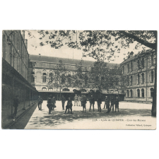 5538 - Lycée de Quimper - Cour des Moyens.
