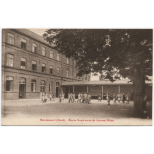 Gondecourt (Nord) - Ecole Supérieure de Jeunes Filles.