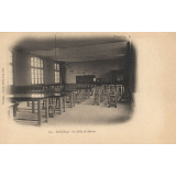 64 - Pontoise - Le Collège - La salle de Dessin.