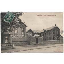 Avesnes - L'Ecole Supérieure de Filles.
